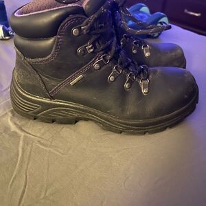 Steel toe boots